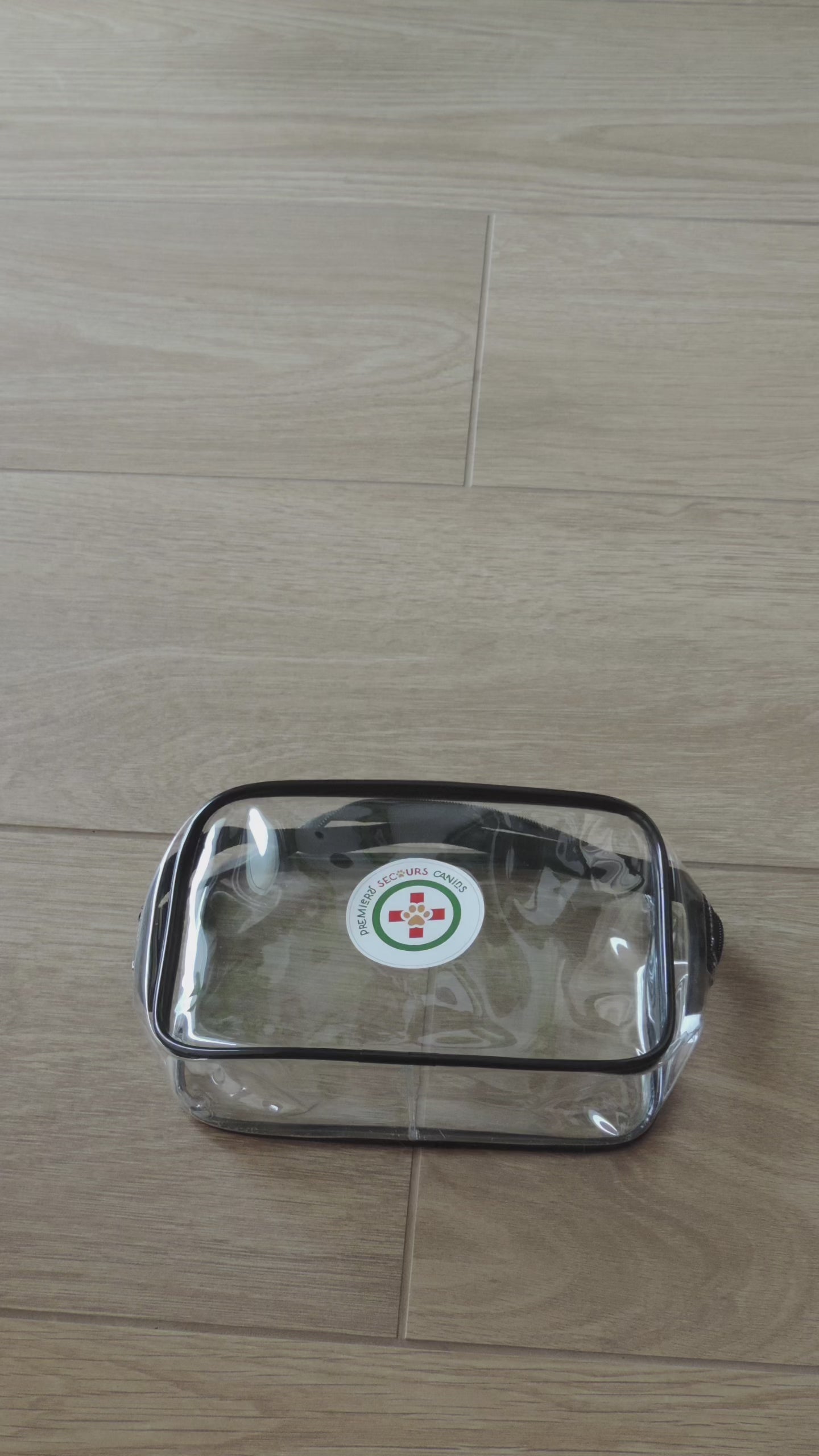 TROUSSE DE SECOURS : LES ESSENTIELS CHIEN & CHAT